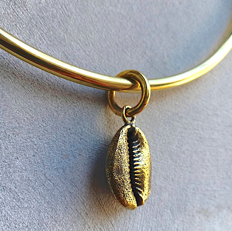 Cowrie Shell Pendant Brass