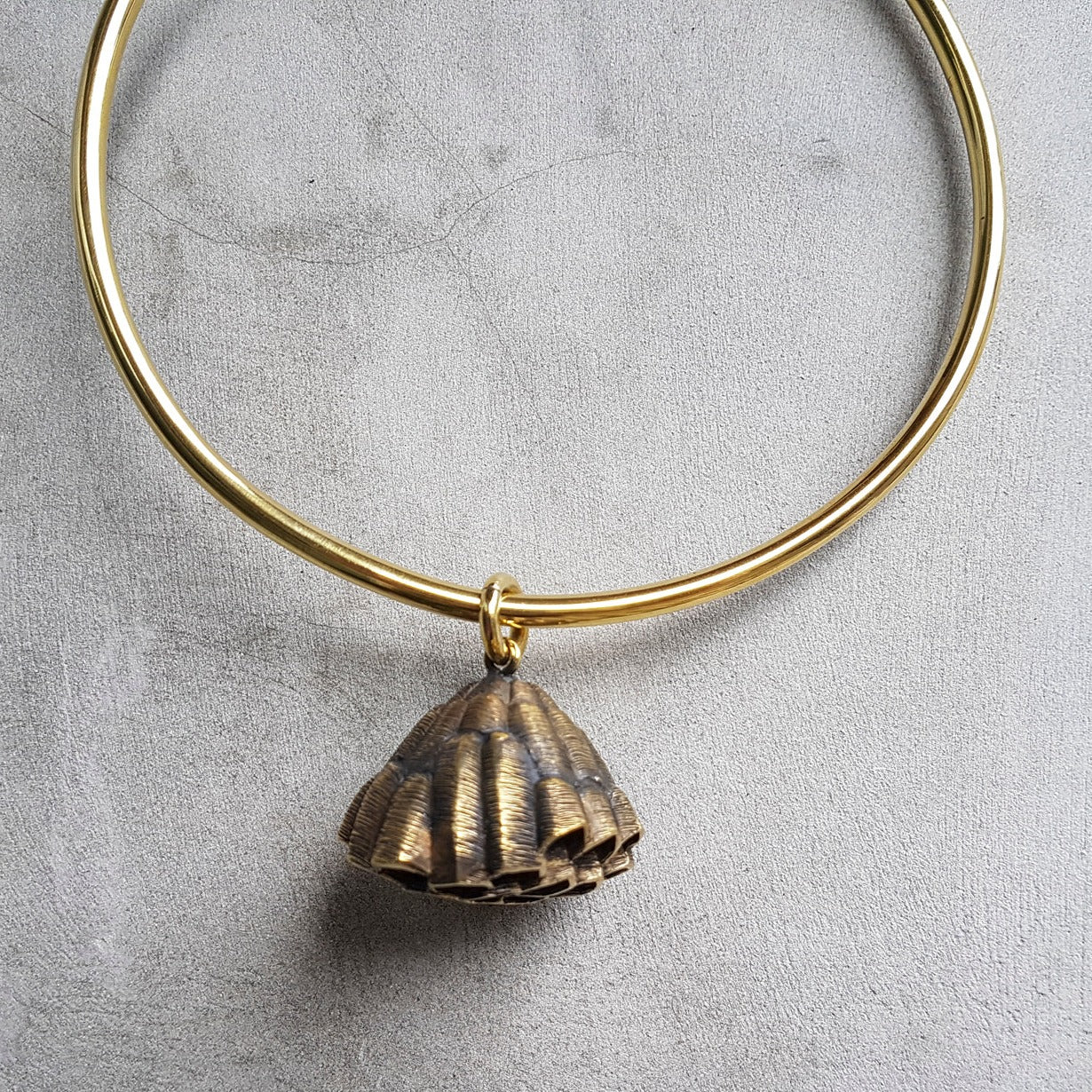 Honeycomb Pendant Brass