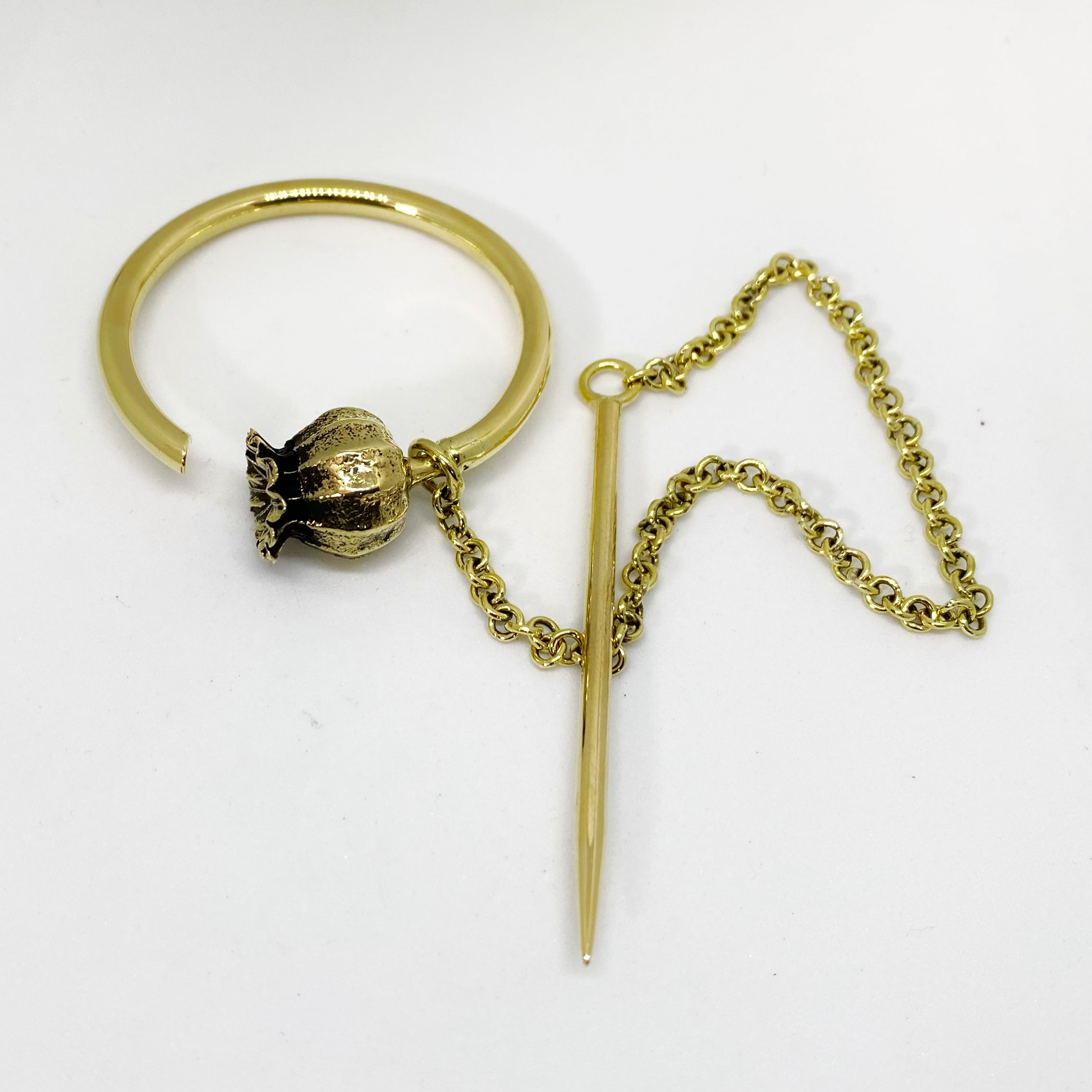 Poppy Pod Brooch Brass