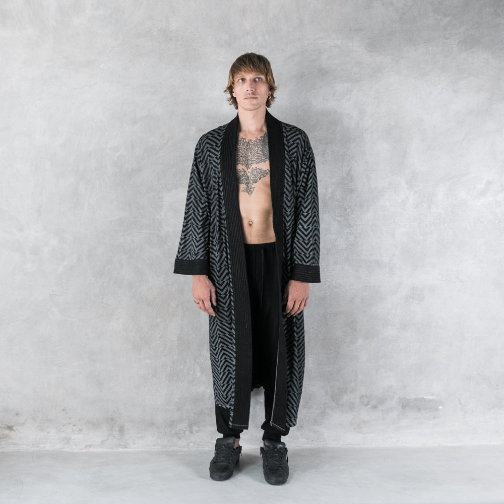 Men's Zig Zag Robe Grey Black