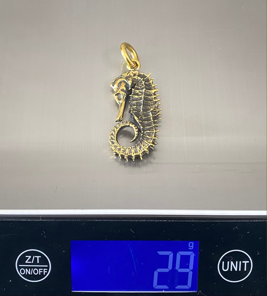 Sea Horse Pendant Brass - eleven44