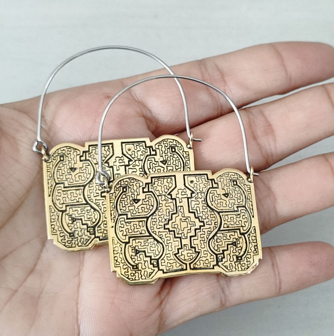 Shipibo Hoops Brass