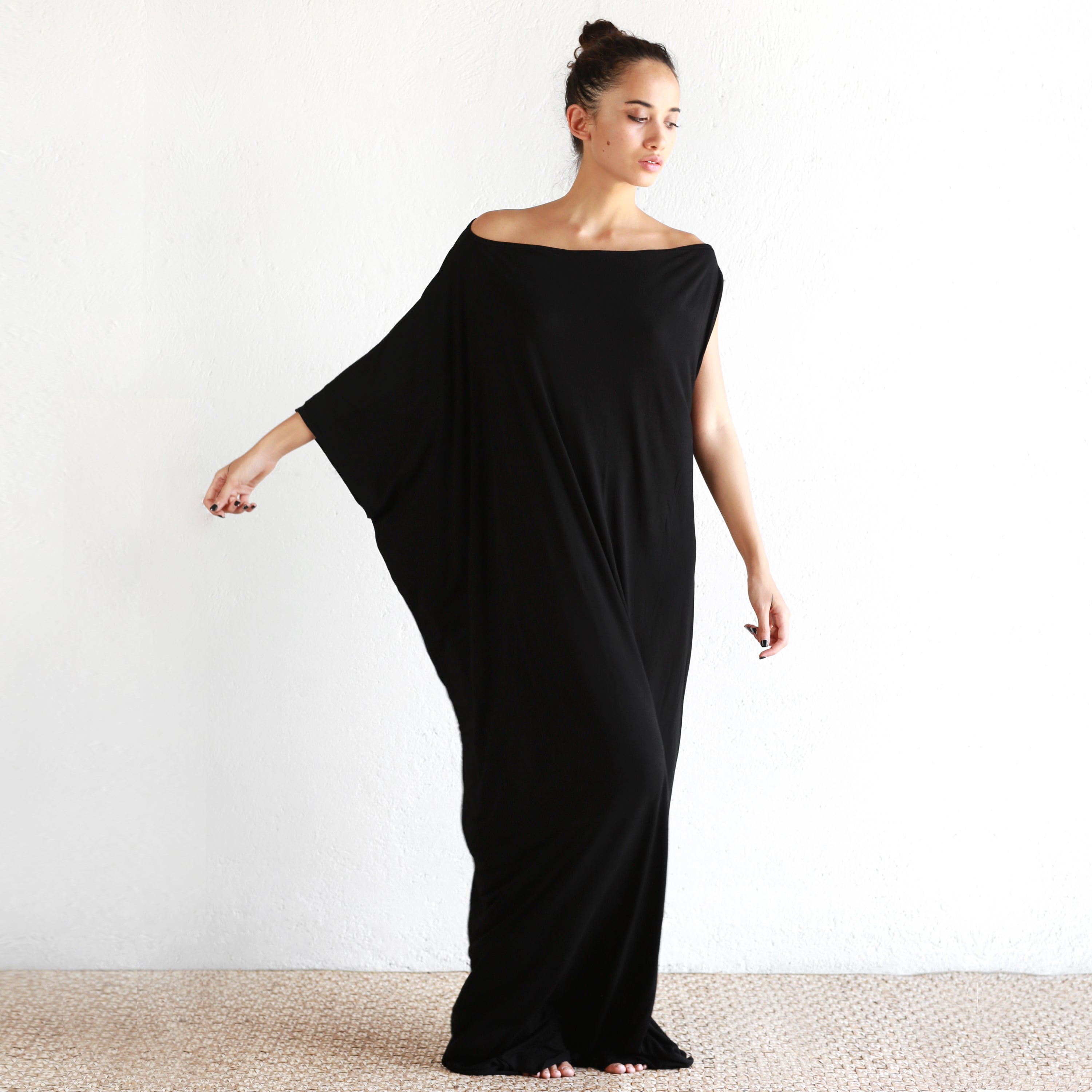 Kaftan Asymmetric Black