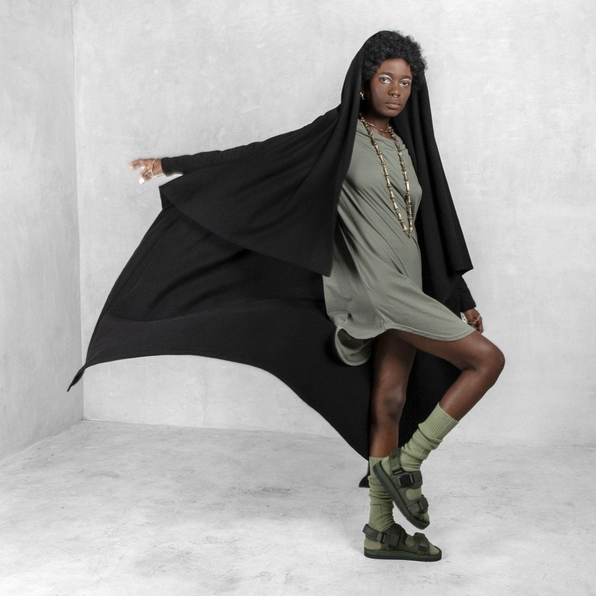 Black Wrap Cloak Organic Cotton - eleven44