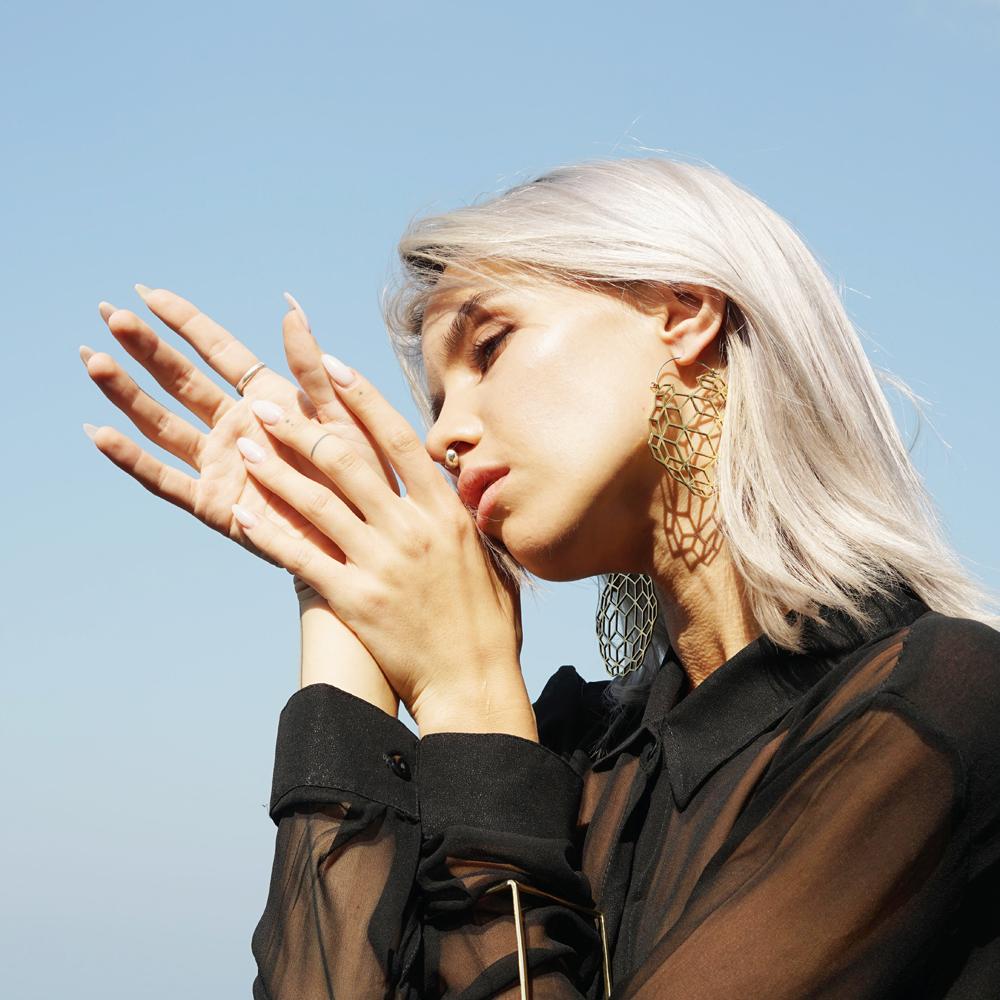 Globe Hoops Brass - eleven44