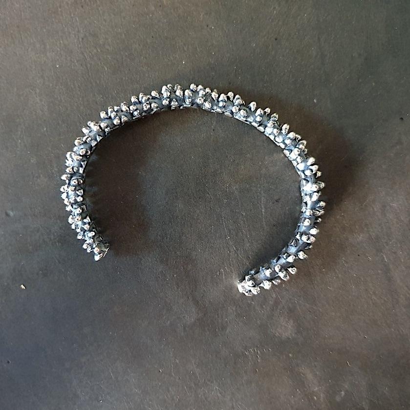 Palm Pod Cuff Silver - eleven44