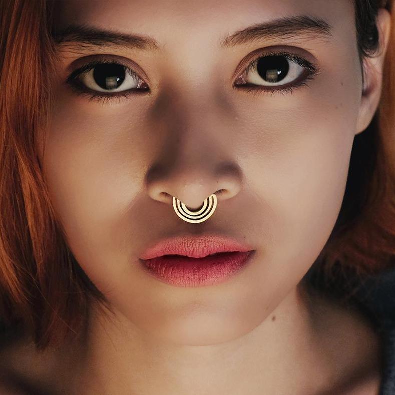 Parallel Lines Septum Gold - eleven44