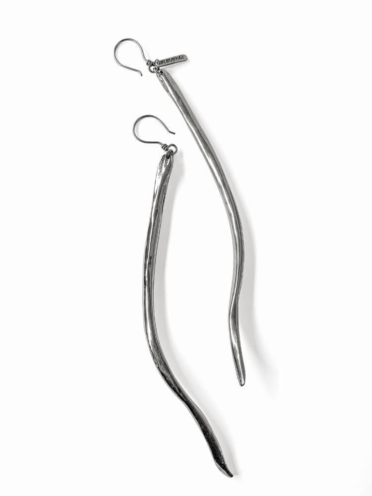 Rib Bone Earrings Silver - eleven44