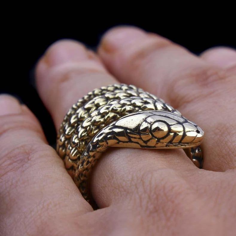Snake Ring Gold - eleven44