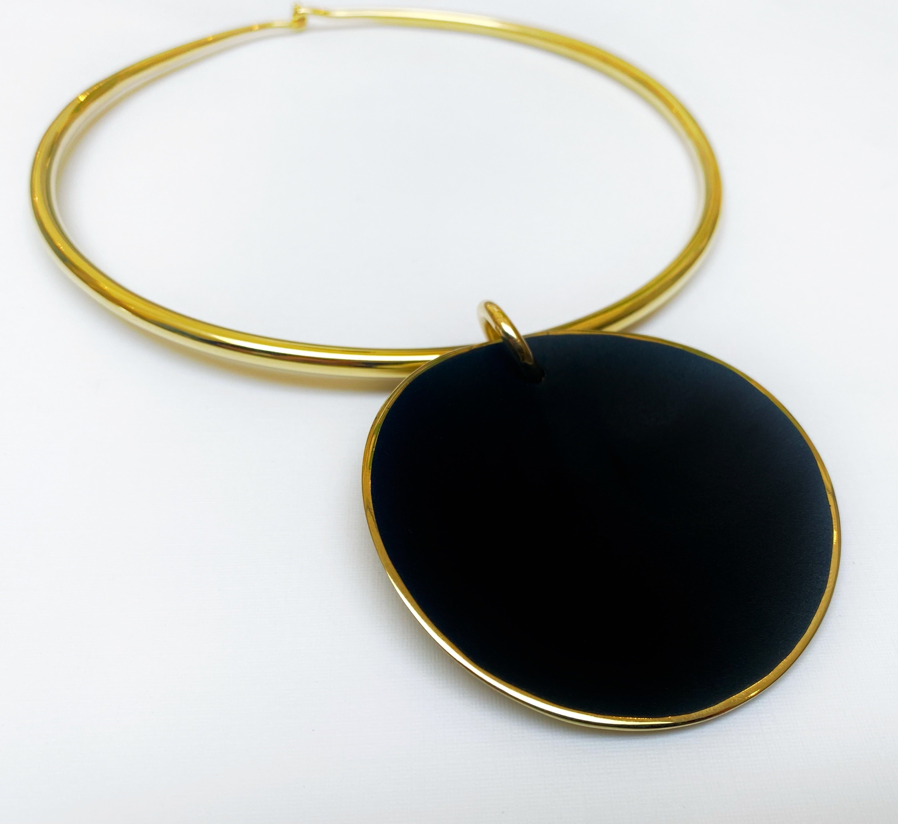 Big Circle Pendant Brass Oxide