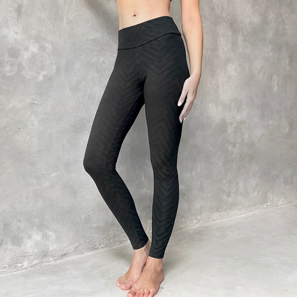 Zig Zag Hi Waist Leggings