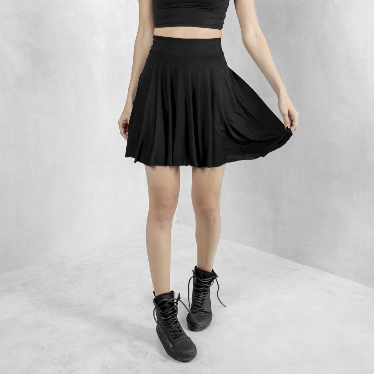 Black Circle Skirt Mini Bamboo - eleven44