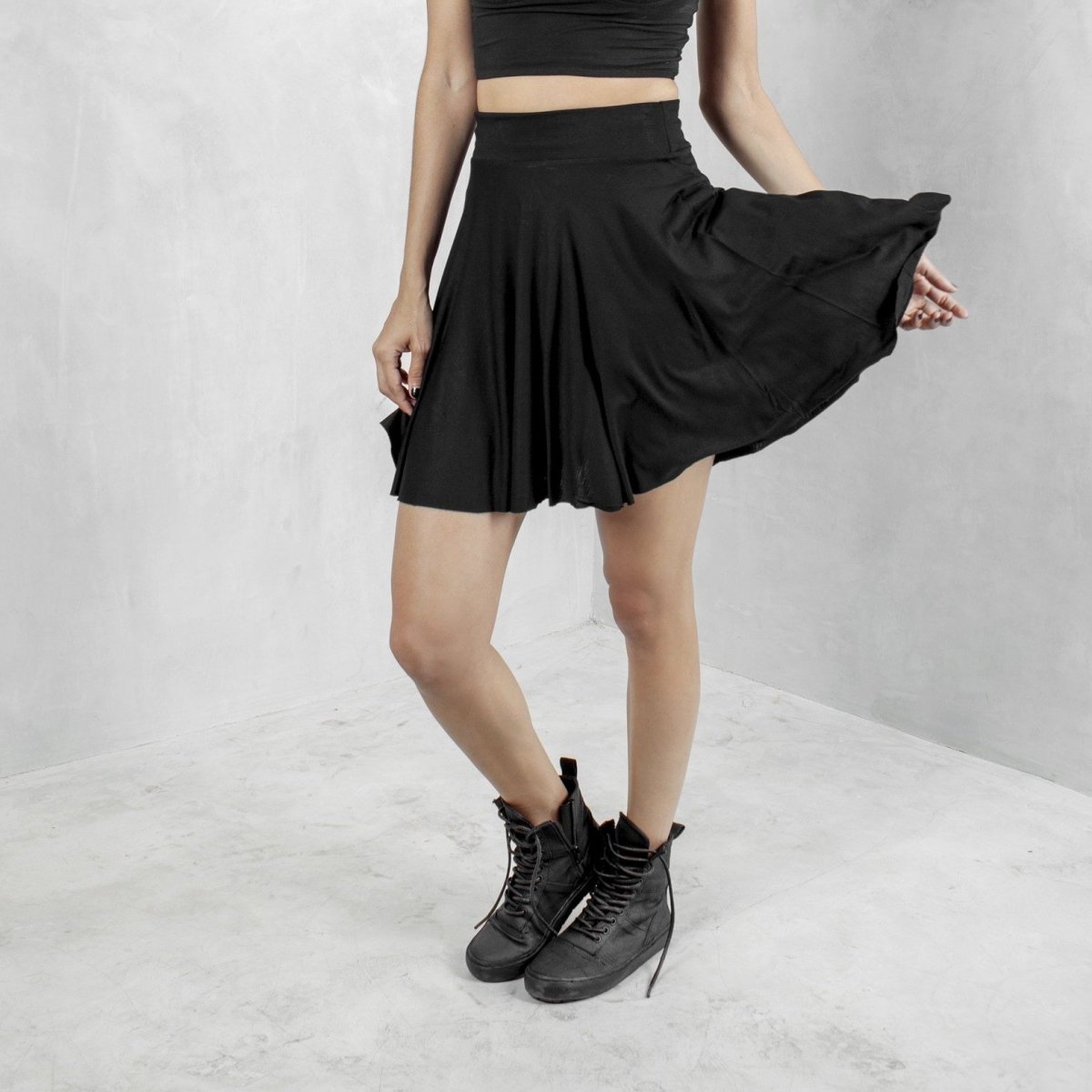 Black Circle Skirt Mini Bamboo - eleven44