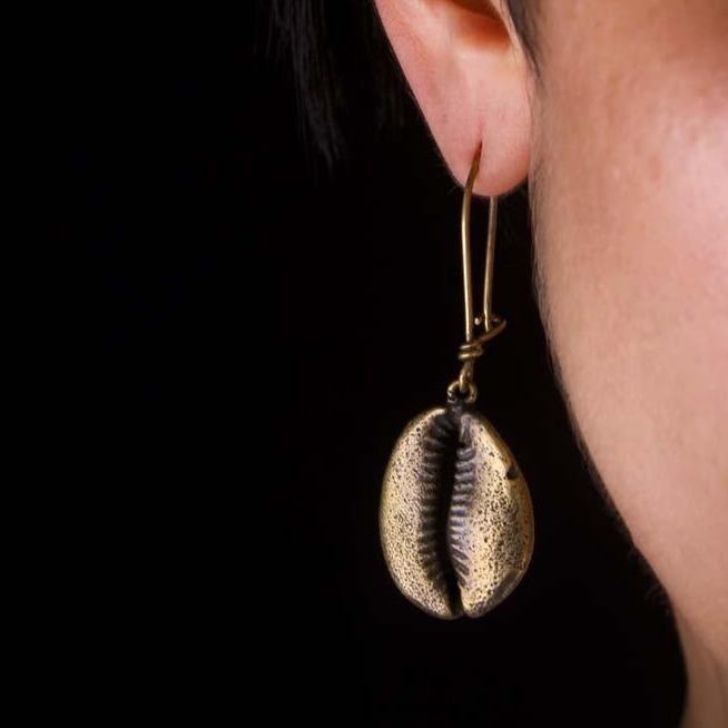 Cowrie Shell Earring - eleven44