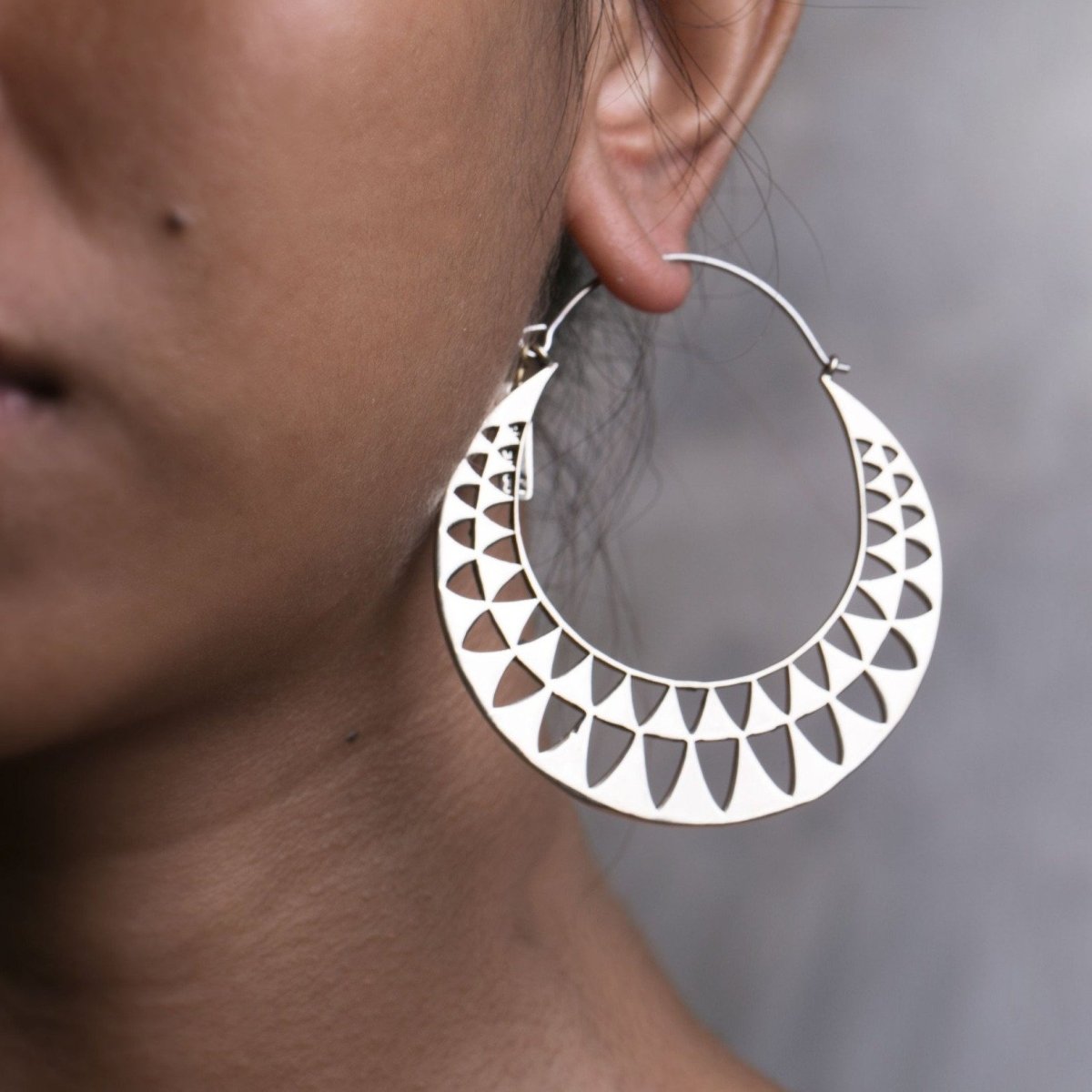 Triangle Hoops Silver - eleven44